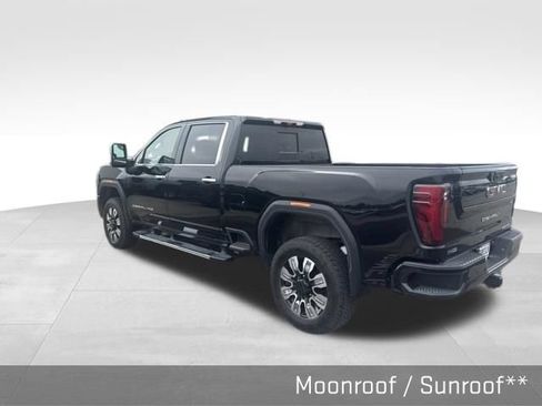 Used 2025 GMC Sierra 3500 Denali w/ Denali Reserve Package AWD/4WD image 6