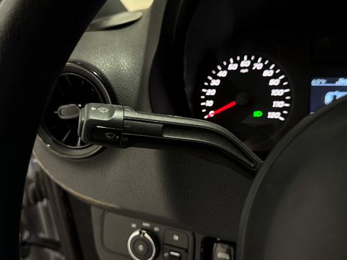 Used 2019 Mercedes-Benz Sprinter 2500 image 6