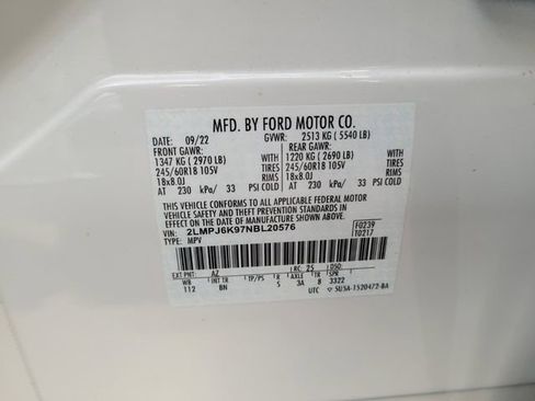 Used 2022 Lincoln Nautilus Reserve image 20