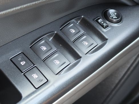 Used 2021 Chevrolet Colorado ZR2 AWD/4WD image 11