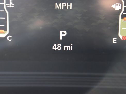 New 2025 Jeep Gladiator Rubicon w/ Convenience Group image 32