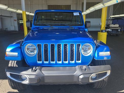 Used 2021 Jeep Wrangler Unlimited Sahara w/ Cold Weather Group image 3
