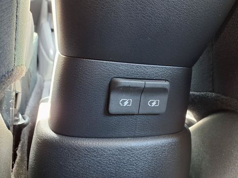 Used 2025 Nissan Kicks Play S FWD image 21