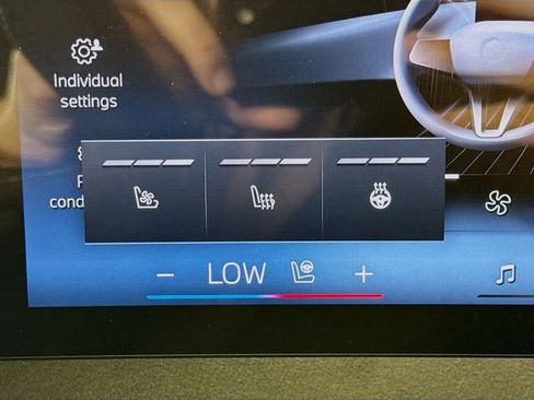 New 2026 BMW iX xDrive60 w/ M Sport Package image 21