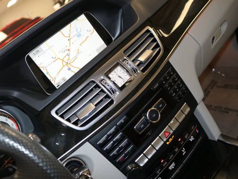 Used 2015 Mercedes-Benz E 350 Sedan image 33