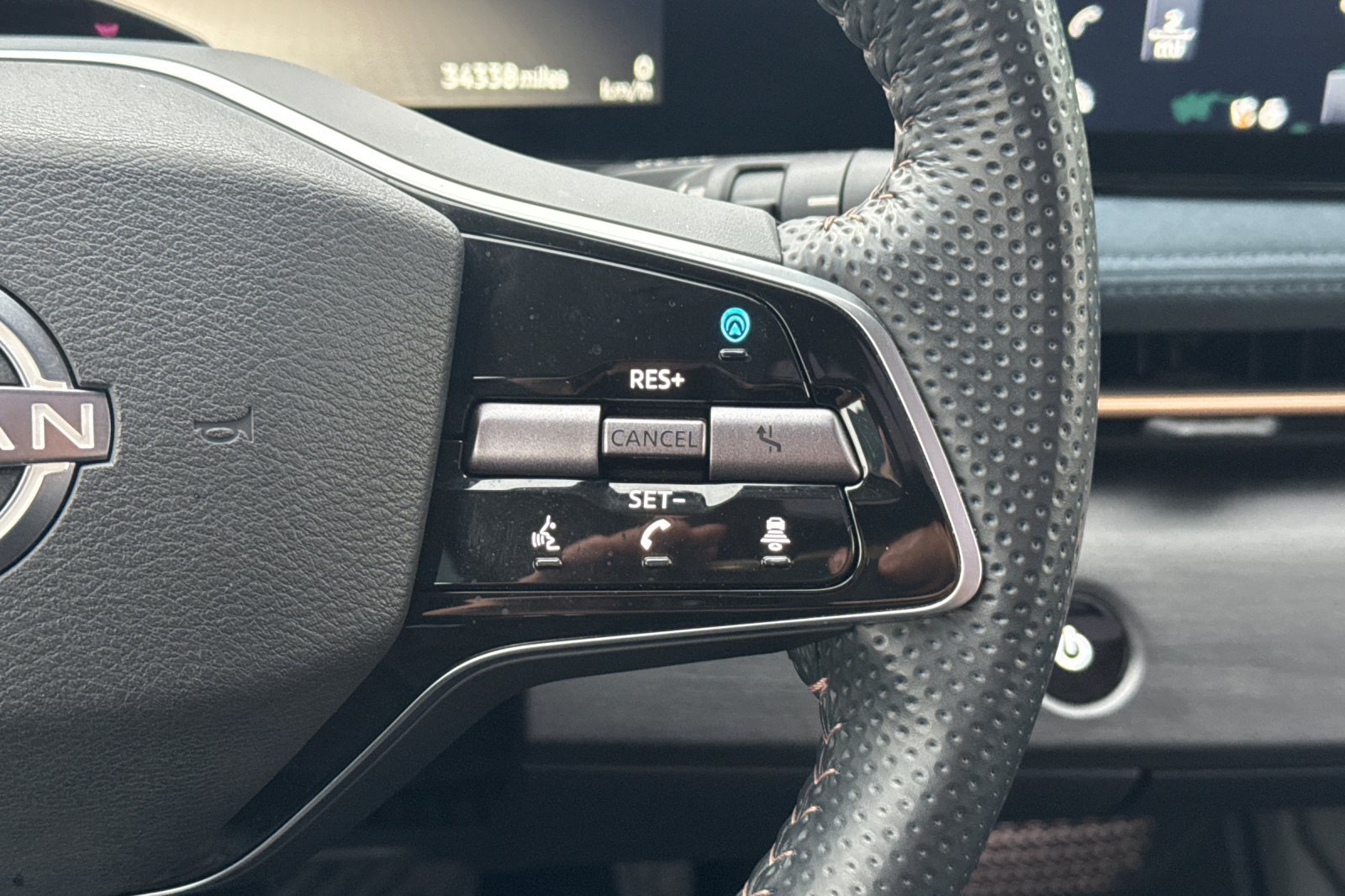 Certified 2023 Nissan Ariya AWD/4WD image 33