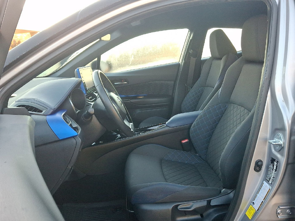 Certified 2020 Toyota C-HR XLE FWD image 14