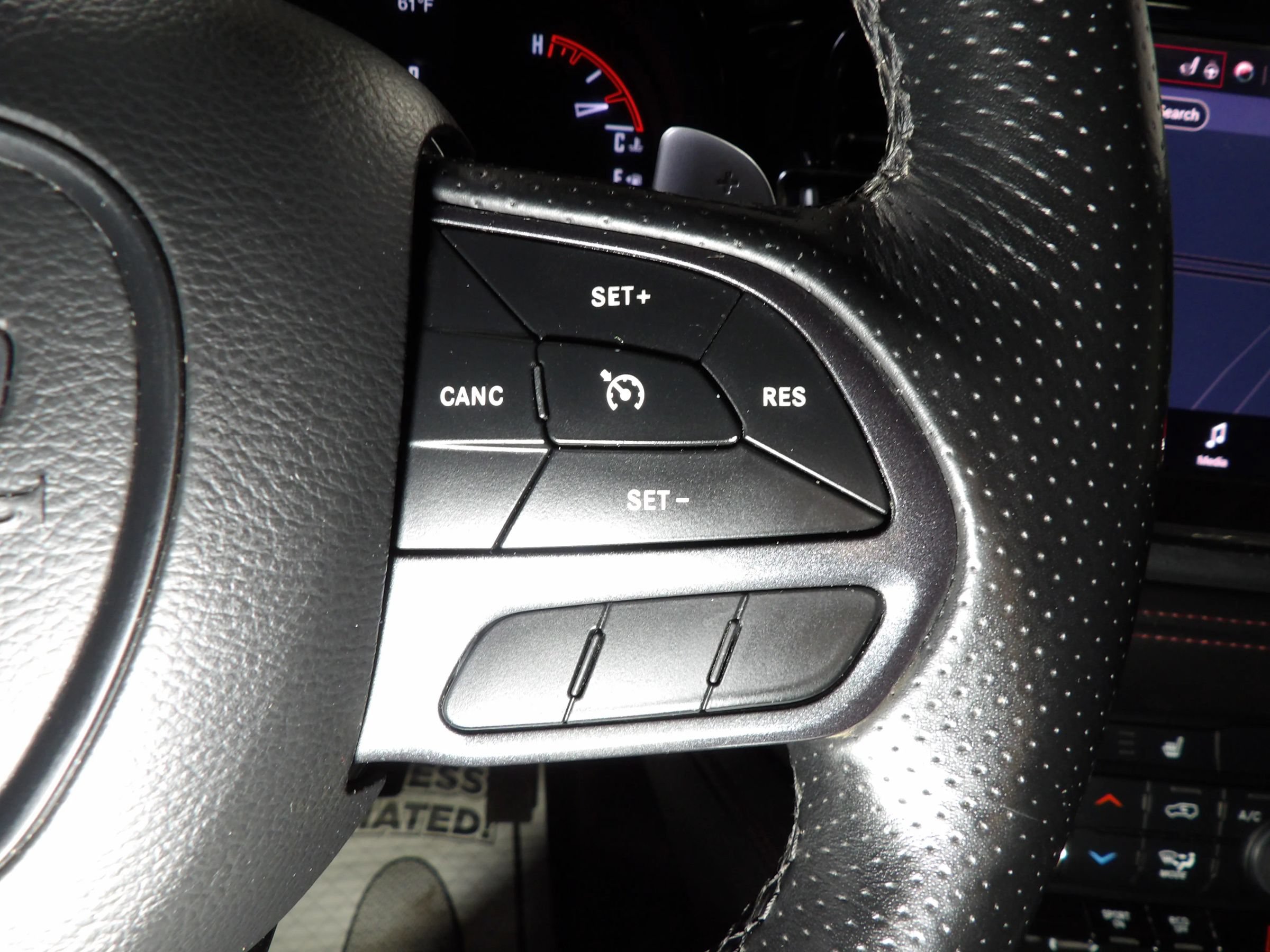 Used 2022 Dodge Durango R/T w/ Blacktop Package AWD/4WD image 30