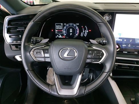 Used 2023 Lexus RX 350 Premium image 17