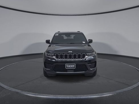 New 2026 Jeep Grand Cherokee Laredo X AWD/4WD image 5
