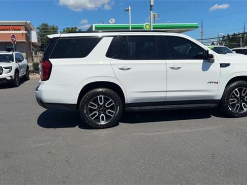 Certified 2022 GMC Yukon AT4 image 9