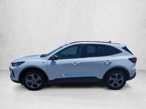 Certified 2025 Ford Escape ST-Line FWD image 8