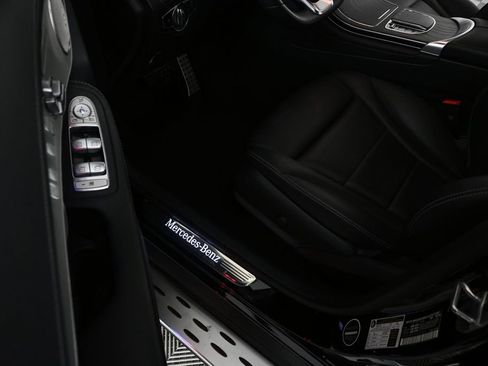 Used 2023 Mercedes-Benz GLC 300 4MATIC Coupe image 7
