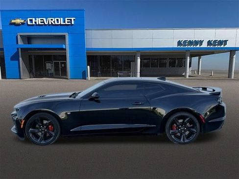 Used 2022 Chevrolet Camaro SS RWD image 30