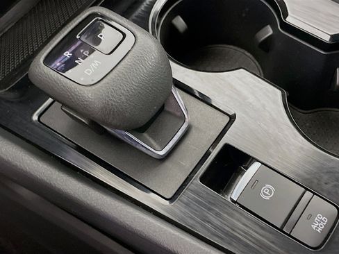 Used 2023 Nissan Rogue SV image 24