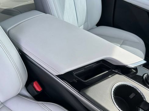 Used 2024 Cadillac Lyriq Sport RWD image 61