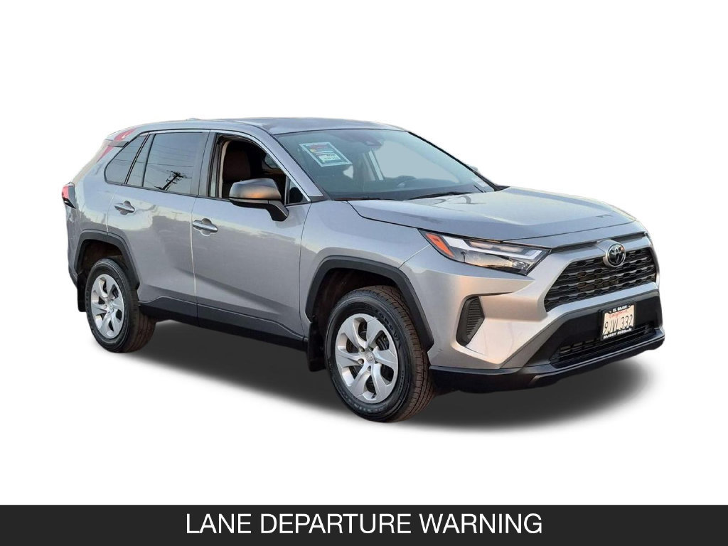 Used 2024 Toyota RAV4 LE AWD/4WD image 2
