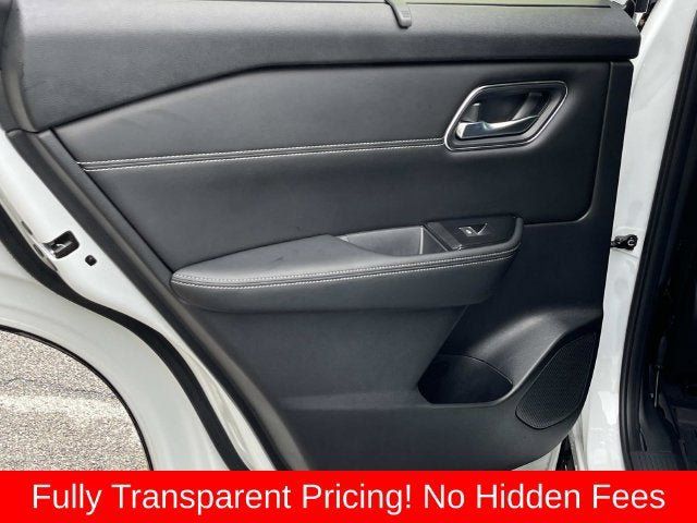 Used 2024 Nissan Rogue Platinum w/ Platinum Premium Package AWD/4WD image 16