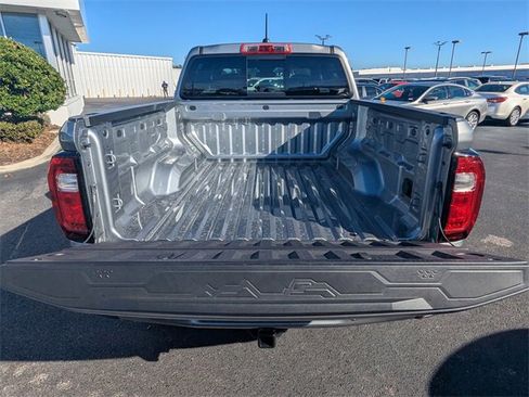 New 2026 GMC Canyon Elevation w/ Convenience Package image 13