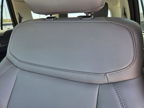 New 2026 Ford Expedition Active RWD image 12