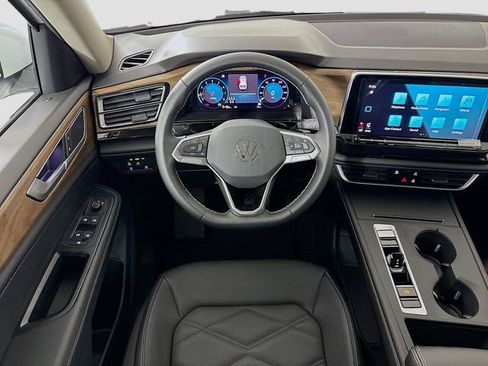 New 2026 Volkswagen Atlas SE image 21