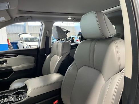 Used 2023 Honda Pilot Touring image 23