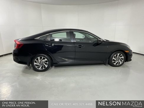 Used 2016 Honda Civic EX image 8