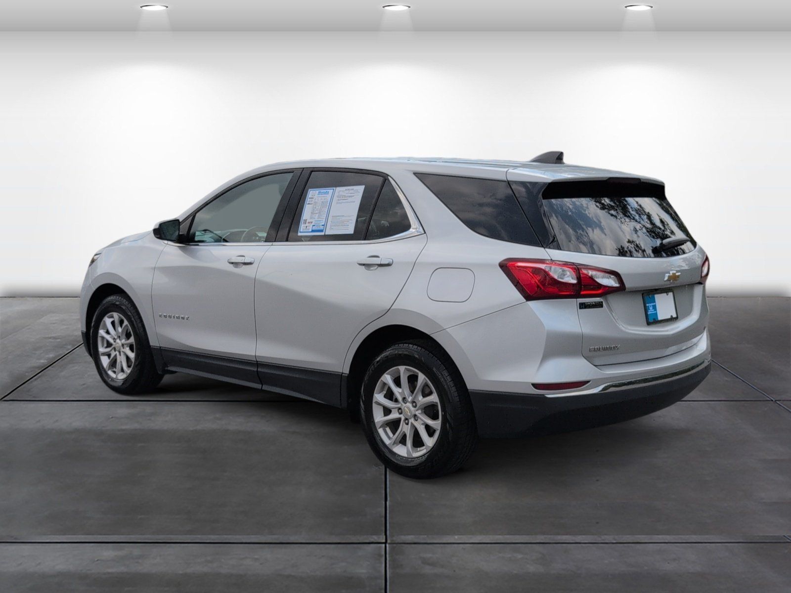 Used 2020 Chevrolet Equinox LT FWD image 3