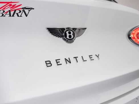 Used 2021 Bentley Bentayga image 13