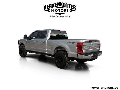 Used 2022 Ford F250 Lariat AWD/4WD image 5