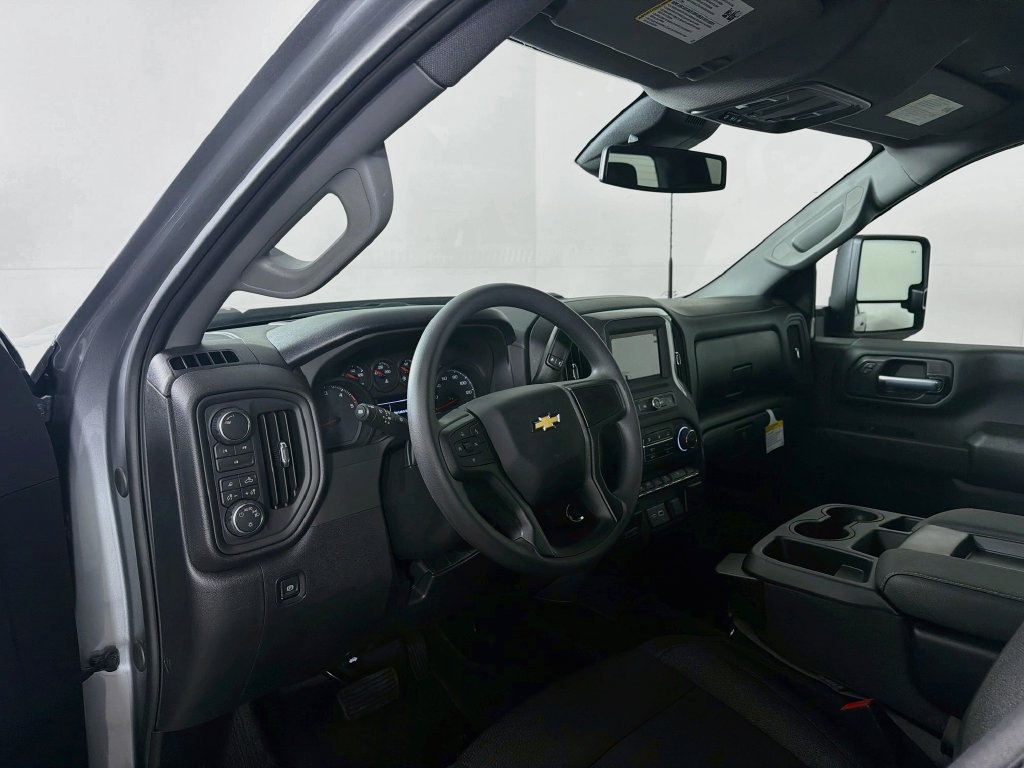 New 2026 Chevrolet Silverado 2500 Custom w/ Custom Value Package AWD/4WD image 10