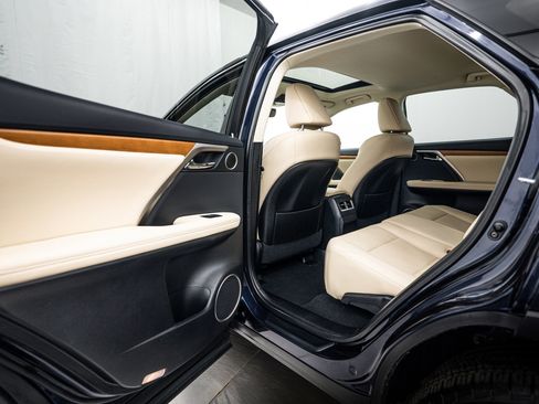 Used 2022 Lexus RX 350 w/ Premium Package image 20