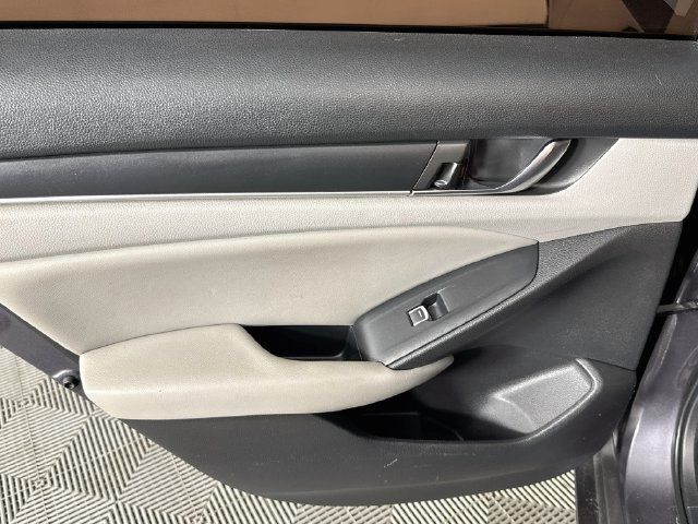 Used 2018 Honda Accord LX image 23