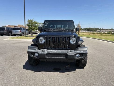 Used 2021 Jeep Gladiator Sport AWD/4WD image 8