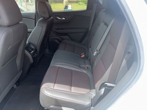 Used 2025 Chevrolet Blazer RS w/ Enhanced Convenience Package FWD image 15