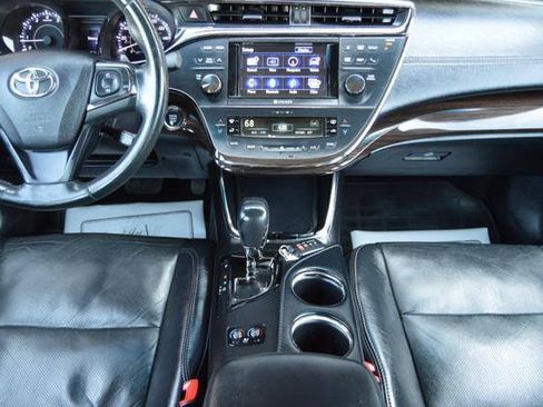 Used 2014 Toyota Avalon Limited FWD image 20