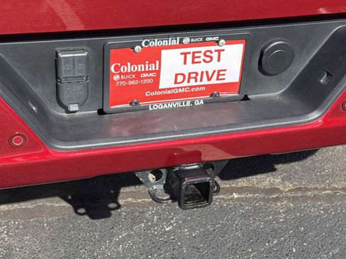 Used 2024 GMC Sierra 1500 AT4 w/ Technology Package image 28