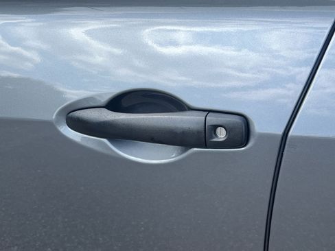 Used 2025 Nissan Kicks Play S FWD image 28