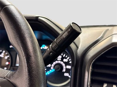 Used 2019 Ford F150 XLT w/ Equipment Group 302A Luxury image 19