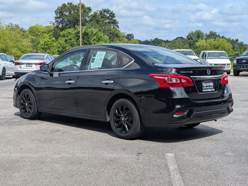 Used 2018 Nissan Sentra S w/ S Midnight Style Package FWD image 7
