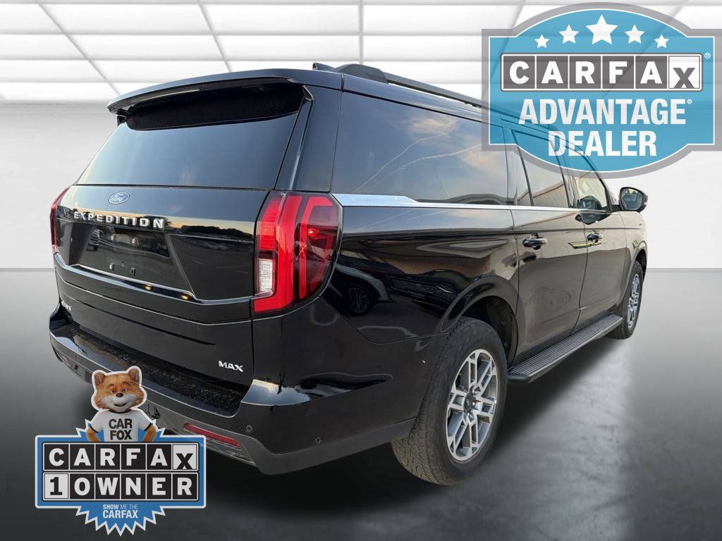 Used 2025 Ford Expedition Max Active AWD/4WD image 2