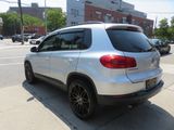 Used 2016 Volkswagen Tiguan S image 4