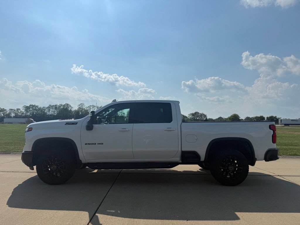 Used 2025 Chevrolet Silverado 2500 LTZ w/ Trail Boss Package AWD/4WD image 8