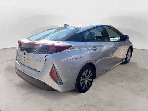 Used 2021 Toyota Prius Prime XLE FWD image 6