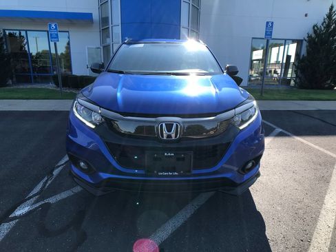 Certified 2022 Honda HR-V Sport image 3