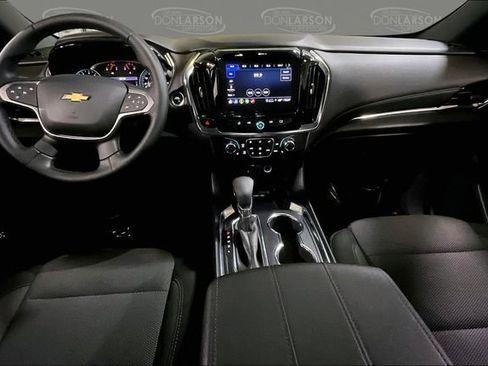 Used 2023 Chevrolet Traverse LT image 19
