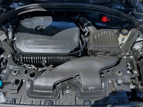 Certified 2023 MINI Cooper Clubman S w/ Signature Upholstery Package image 32