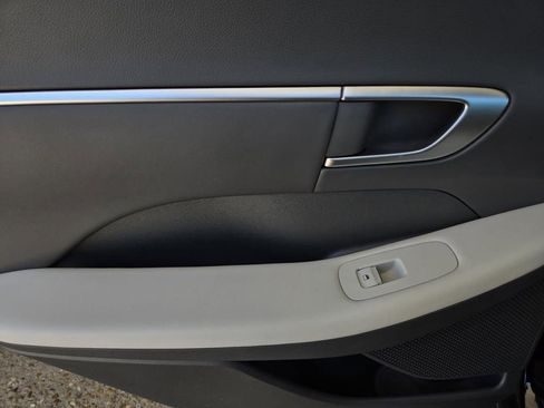 New 2025 Hyundai Sonata SEL image 11
