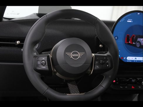Certified 2026 MINI Cooper S FWD image 7