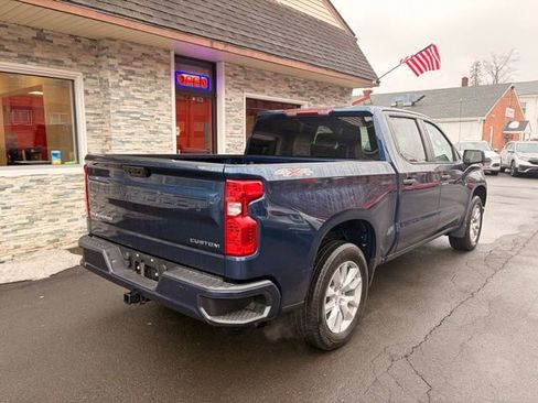 Used 2023 Chevrolet Silverado 1500 Custom AWD/4WD image 5